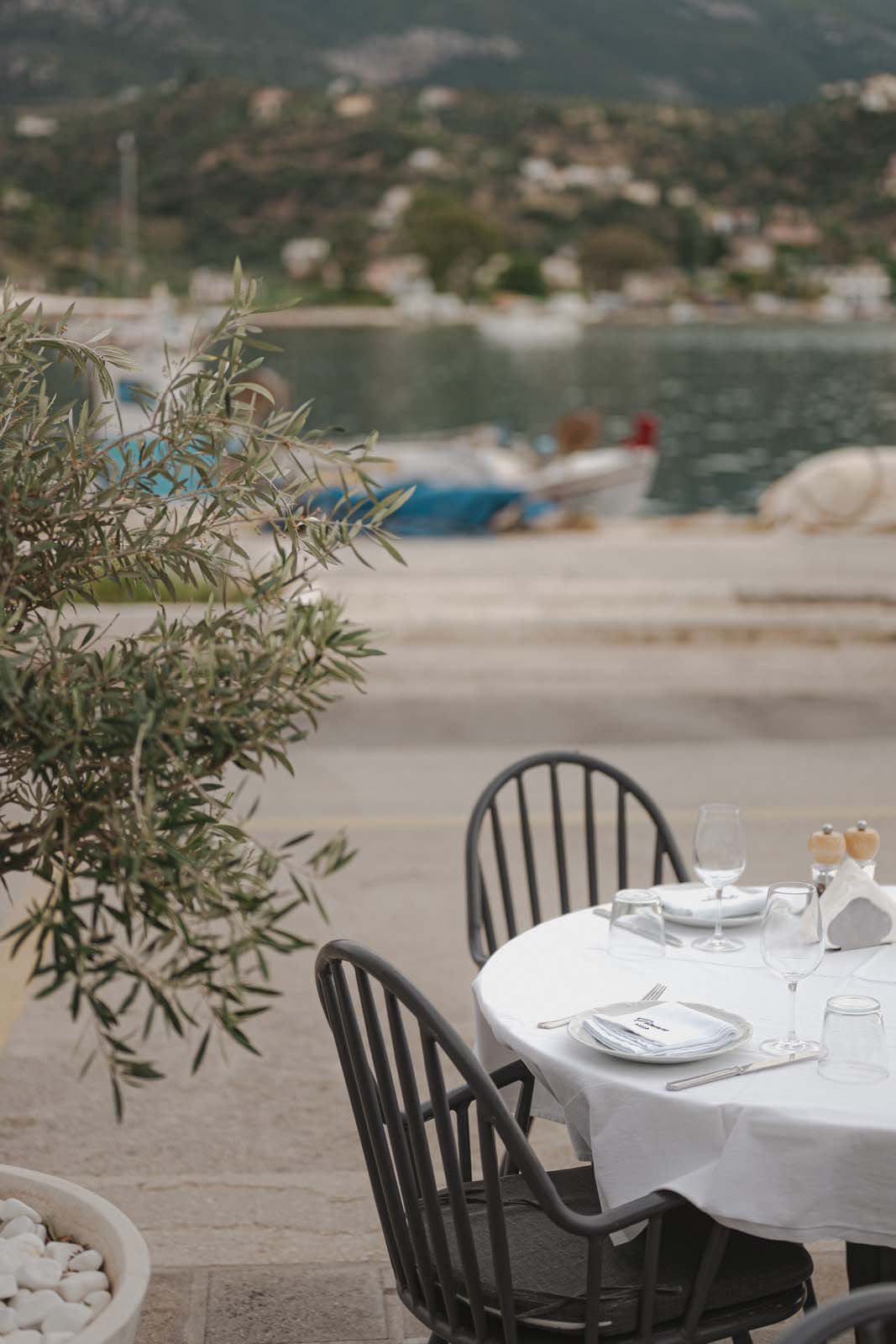 Primasera - Fish Restaurant - Mediterranean Cuisine - Poros